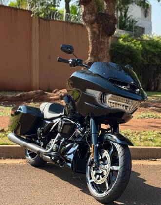 HARLEY-DAVIDSON ROAD GLIDE 